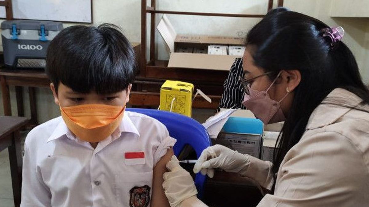 Dinkes: 97.624 Anak di Batam Telah Disuntik Vaksin COVID-19 Lengkap
