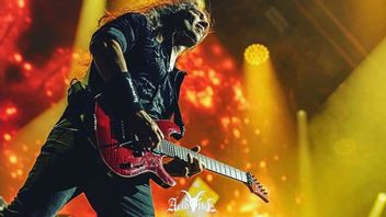 Urusan Keluarga Alasan Kiko Loureiro Mundur dari Tur Megadeth, Teemu Mäntysaari Jadi Pengganti