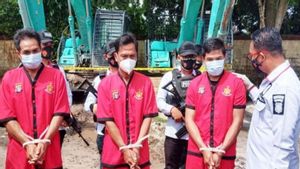 Tiga Penambang Emas Ilegal Bersenjata Api di Kalteng Ditangkap 