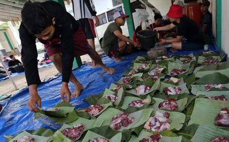 Kurangi Limbah, KLHK Minta Pembagian Daging Kurban Tak Pakai Kantong Plastik