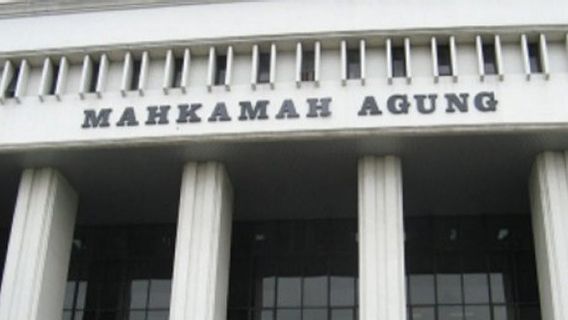 대법원장: PN 데포크 대표, KPK OTT에 걸려 잡혀, 판사의 명예를 훼손하다