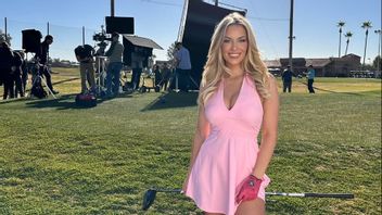Celebrate The Age Of 30, Paige Spiranac Uploads A Photo Wearing A Tempting Red Swimming Shirt