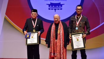 Laskar Bedhayan Indonesia Pusakaのパフォーマンスにより、ソウルのインドネシア大使のMURI記録が誕生