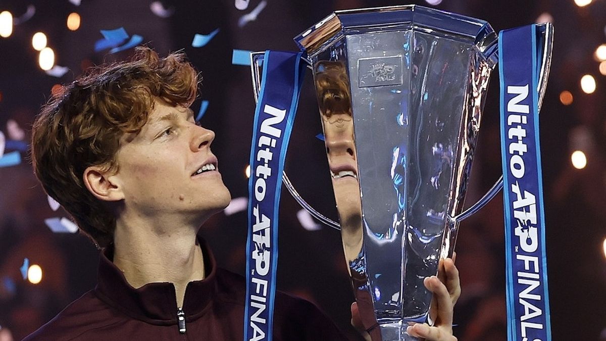 哈贾尔·卡洛斯·阿尔卡拉斯、扬尼克·辛纳获 2025 年 ATP 总决赛冠军