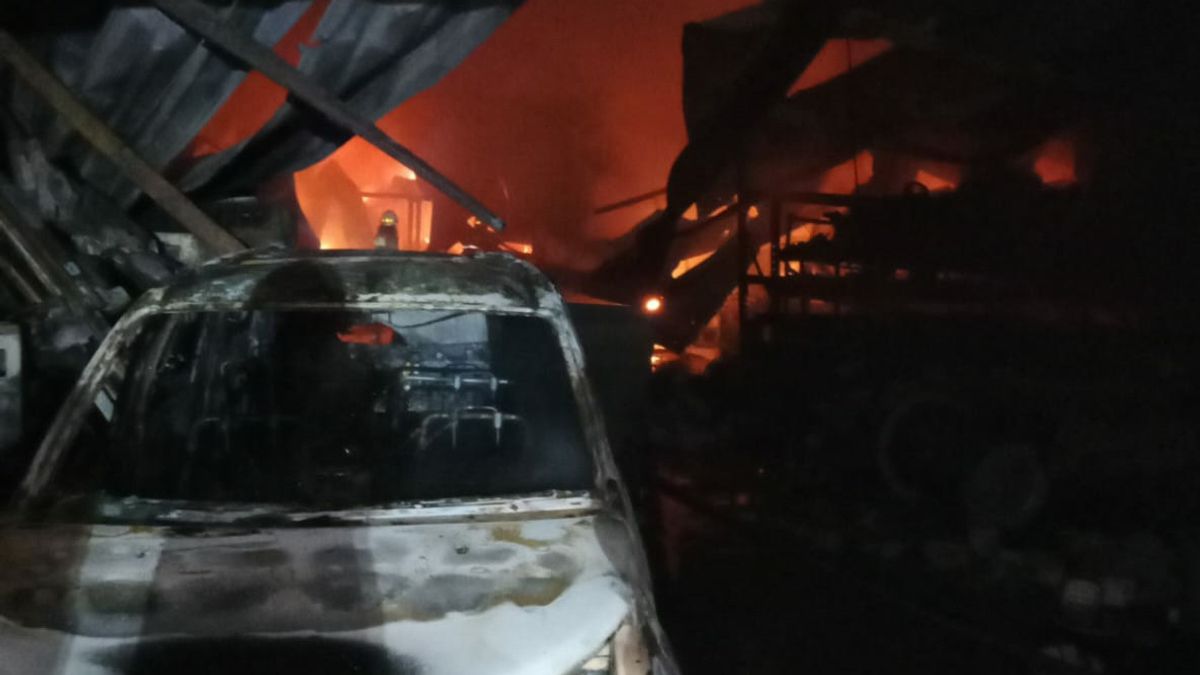 Ungkap Penyebab Kebakaran Gudang Alat Medis, Polsek Cengkareng Periksa 2 Karyawan