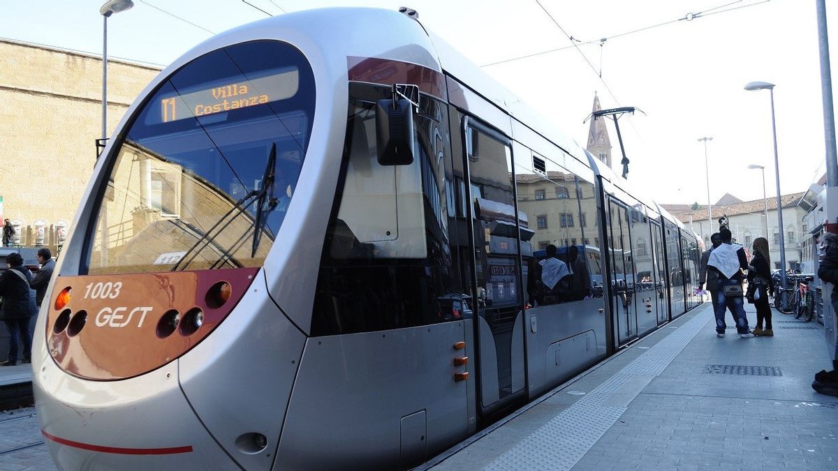 Les Tramways Intelligents De Style Florenceien Inspirent Le Système De Tramway De L’avenir Des Villes Européennes