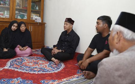 Ganjar Pranowo Kenang Sosok Gembong Warsono, Kader Militan, Sederhana dan Merakyat