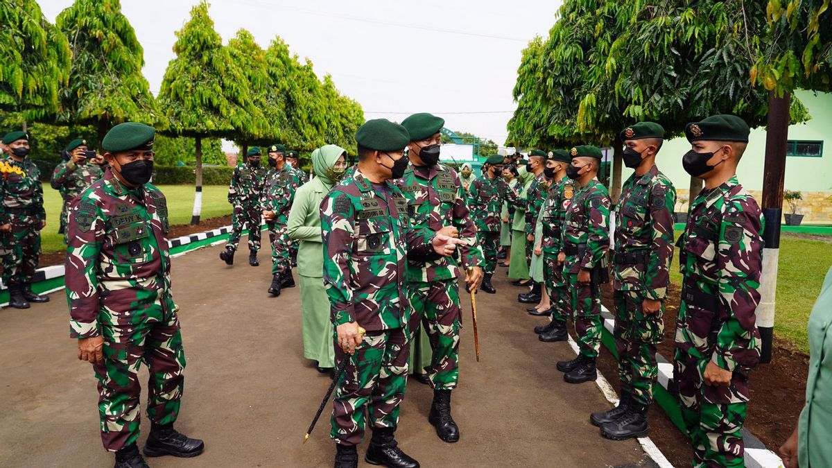 Le Lieutenant-général Dudung Abdurachman Aux Soldats De Bogor Kostrad : C’est Formidable Que Les Autres Soient Heureux De Votre Gentillesse