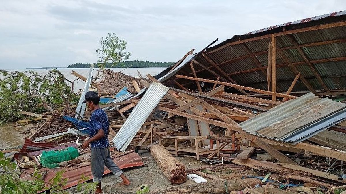 BPBD: Construction Of Huntara For Torue Rampung Flood Victims November
