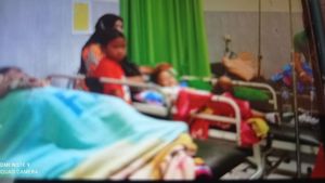 Mual, Muntah Usai Santap Nasi Kotak, 14 Warga Lebak Banten Dirawat di Puskesmas Cijaku