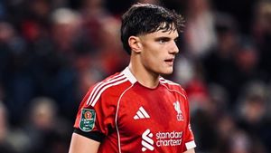 Arne Slot Mengonfirmasi Leoni Absen Selama Setahun, Chiesa Masuk Skuad Liga Champions