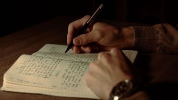 根据其形状和内容识别诗歌的类型