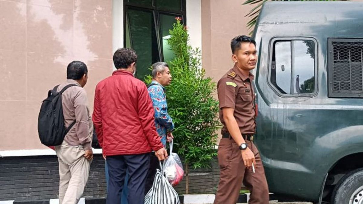 Prosecutors Defendant Of Corruption Rehabilitation Of The Lombok Hajj Dormitory Building 8.5 Years In Prison