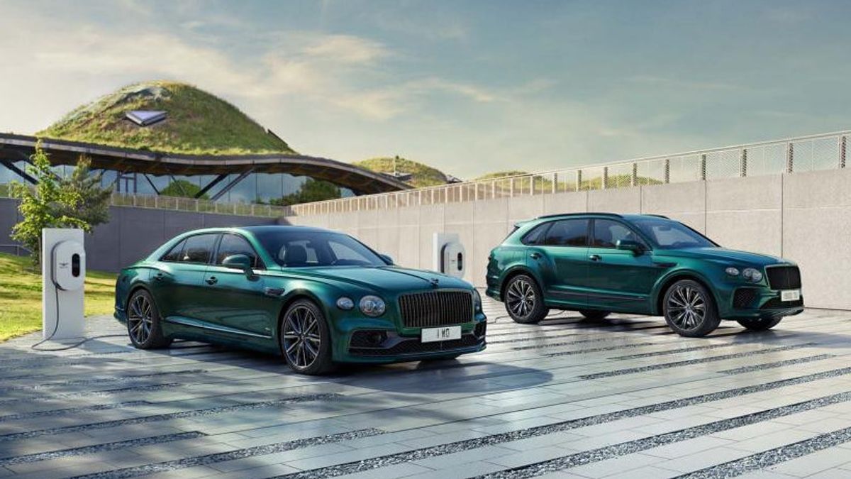 Bentley annonce son premier retard dans la présence de véhicules électriques, se concentrant sur les voitures hybrides