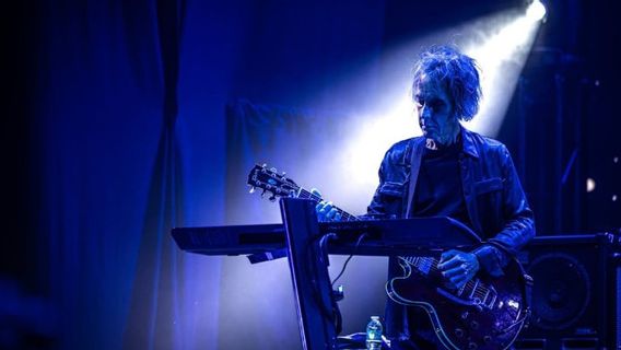 キュールのギタリスト、ペリー・バモネットが65歳で死去