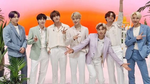 Layak Dinantikan, BTS Akan Tampil Bersama Megan Thee Stallion di AMA 2021