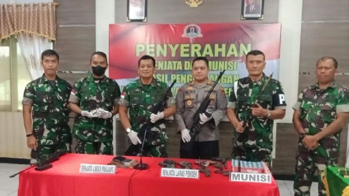 Terima 14 Senjata Api dari Masyarakat Papua, Danrem Biak: Bahu-membahu Membangun Papua yang Damai