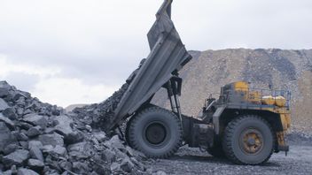 複合企業Hary Tanoesoedibjoが所有する鉱業会社は、最大2億5,342万トンの石炭埋蔵量を持っています