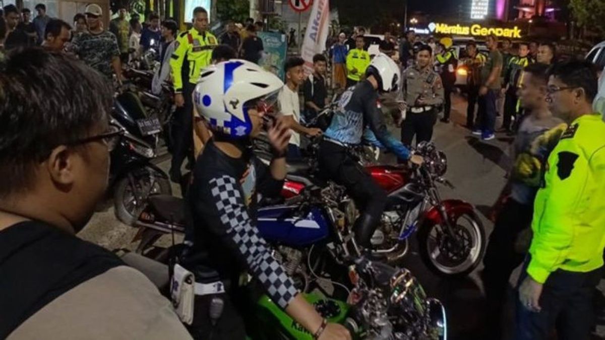 Makes Residents Restless, Dozens Of Youth-Owned Motorcycles Who Want To Race Illegally In Banjarbaru Are Secured By The Police