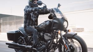 Indian Motorcycle Donates Historic Sports Chief RT Custom Signing Legend Black Sabbath!