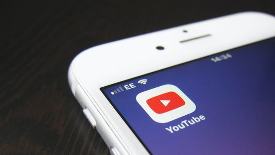 Cara Putar Musik YouTube di Latar Belakang iPhone