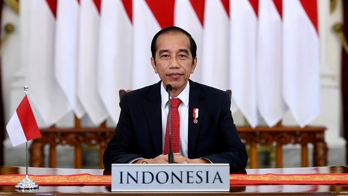 Jokowi Bangga Indonesia Tak Pernah <i>Lockdown</i>: Ini Jadi Salah Satu Fondasi Utama Penopang Perekonomian Kita