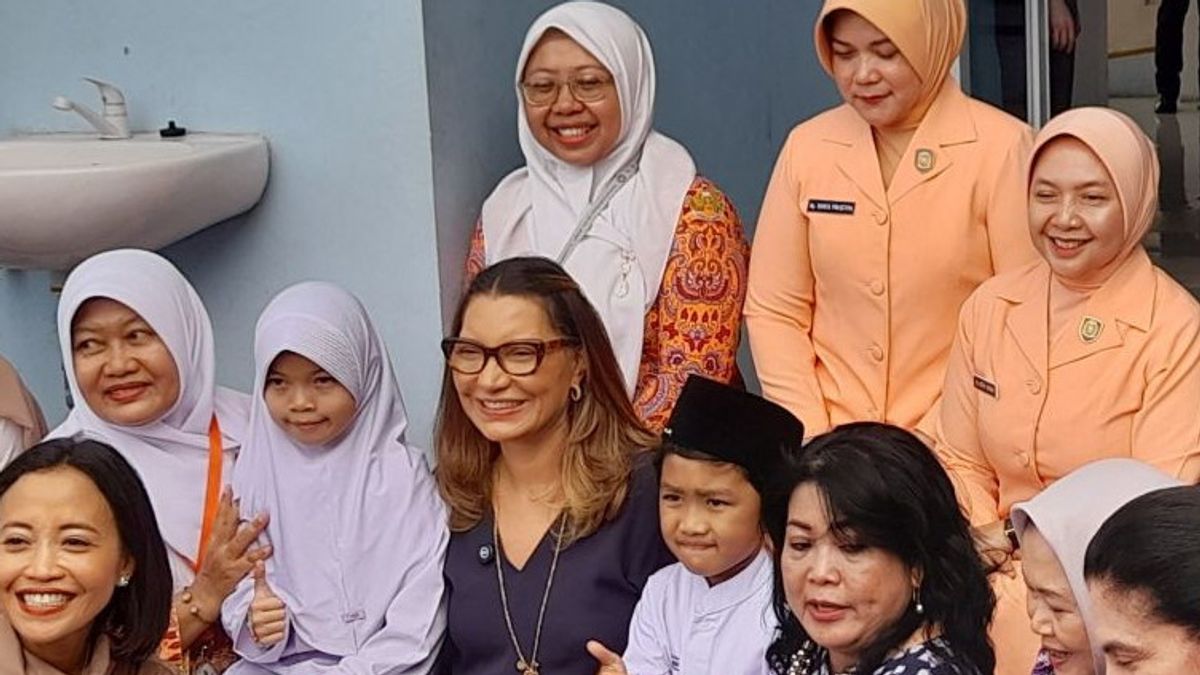  Tinjau SPPG Halim, Ibu Negara Brasil Bagikan Pengalaman Jalankan MBG