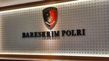 Bareskrim Polri逮捕卡拉旺警察缉毒官员：进入麻醉品网络娱乐场所
