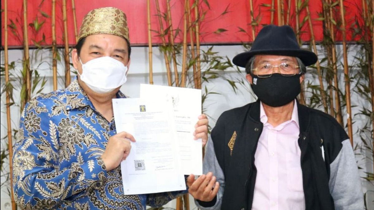 Management Authorized By Minister Of Law And Human Rights, Denny JA: Satupen Is A Big Tent For Writers