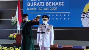 Lantik Penjabat Bupati Bekasi, Gubernur Jabar: Segera Turun ke Bawah Tangani Pandemi