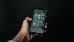 TikTok, YouTube, Instagram Bakal Dibatasi untuk Siswa Jakarta Tahun Depan