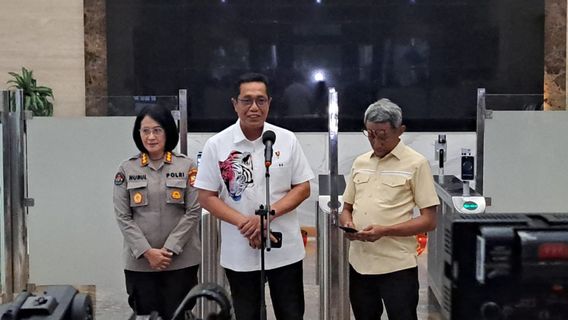 Pemeriksaan Rocky Gerung Belum Rampung, Bareskrim Siapkan 97 Pertanyaan