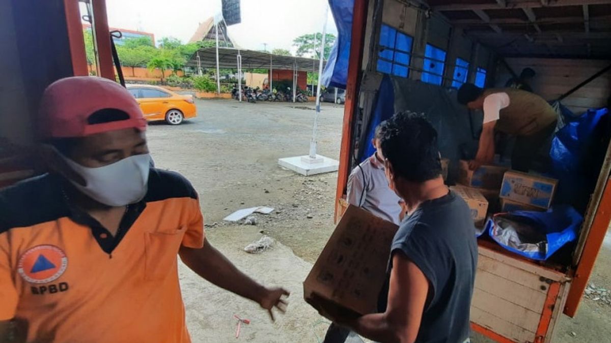 BPBD Sulsel Salurkan Bantuan Logistik untuk Korban Banjir di Wajo dan Bone