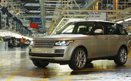 Jaguar Land Rover Targetkan Seluruh Produknya Bertenaga Listrik di Tahun 2030