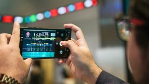 IHSG Selasa Diproyeksi Bisa Mencapai Rekor Tertinggi