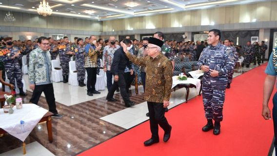 副大統領、海軍にインドネシアを世界の海上枢軸として実現するよう要請