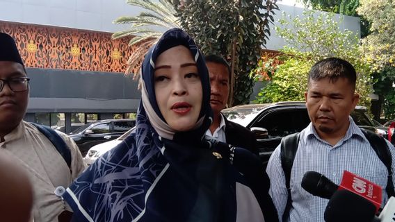 The Feud Between Fahira Idris And Ade Armando, Problem Meme 'Joker Anies'