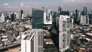 Dianggap Mengganggu, Pemprov DKI Batasi Pemasangan Spanduk Parpol di Flyover 6 Hari