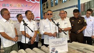 Task Force Secures Illegal Import Carpet From Turkey In Tangerang, Trade Minister Zulhas: Value Of IDR 10 Billion