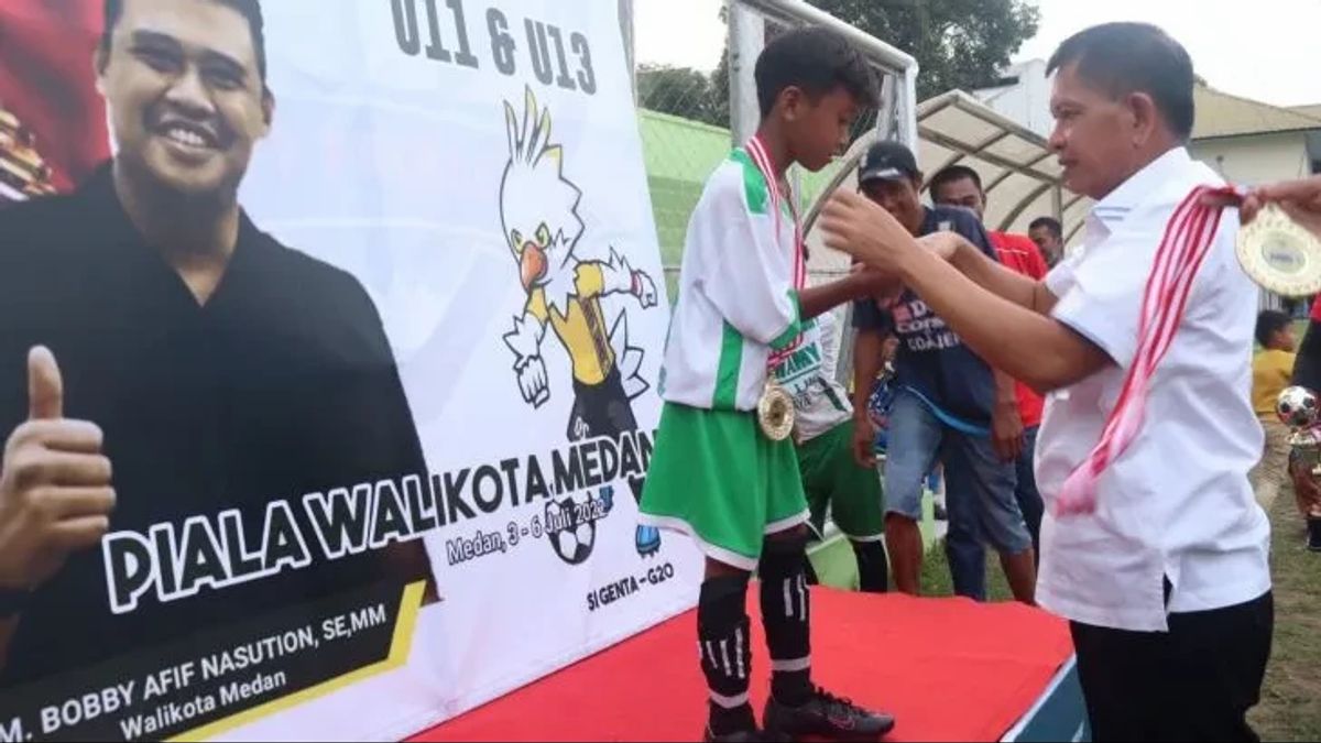 Bobby Nasution Berharap Festival Sepakbola Mendatangkan Bintang Lapangan Baru
