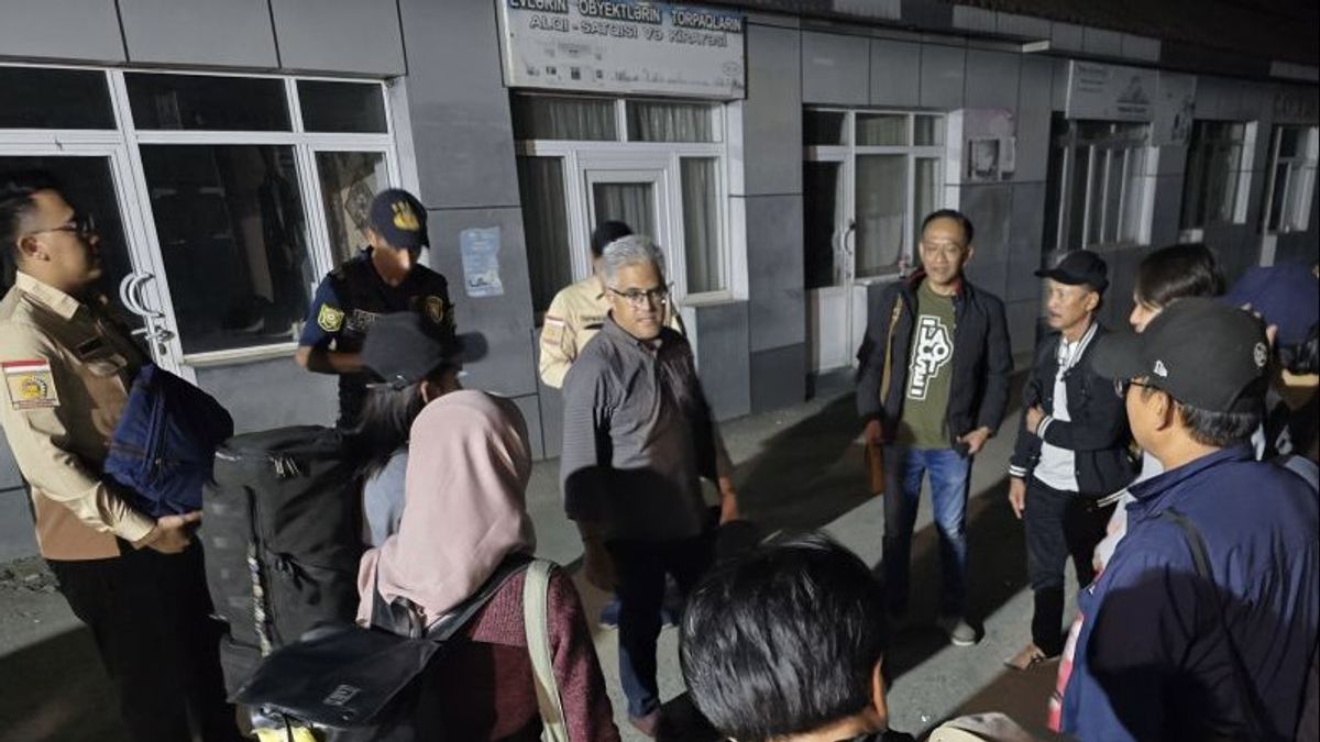 Pemulangan WNI dari Iran akan Dilakukan Bertahap Mulai Senin 23 Juni