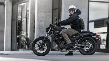 Kawasaki Eliminator 500 présente ses dernières couleurs en Europe