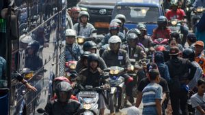 Jakarta Makin Macet, Pj Gubernur Heru Diminta Terapkan Aturan ASN Naik Transportasi Umum Minimal Seminggu Sekali 