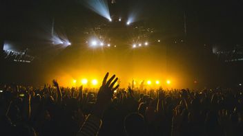 Kata APMI Soal Promotor Pindahkan Venue Konser DAY6 yang Tuai Protes