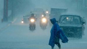 Peringatan BMKG, Hujan Badai Akan Terjadi di Jakarta Selasa Sore