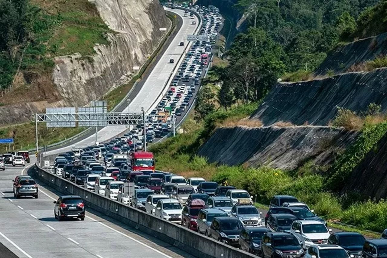 PUPR大臣:バウェン-ジョグジャカルタ有料道路はブキットを占領しない