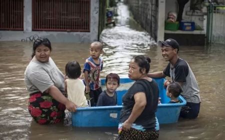 Banjir Rendam 104 Sekolah di Kapuas Hulu, Siswa Belajar di Rumah