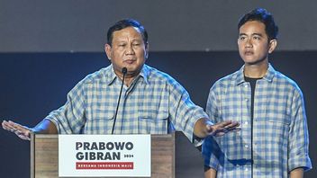 Sri Mulyani dit que l’augmentation du PPN de 12% l’année prochaine sera confiée au gouvernement Prabowo-Gibran