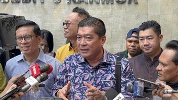 Kejagung Respons Silfester Matutina Ada in Jakarta: 被追捧但尚未找到