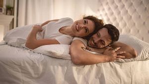 Menyingkap Titik Kenikmatan Tersembunyi: Panduan Lengkap Menemukan dan Merangsang G-spot dengan Tangan